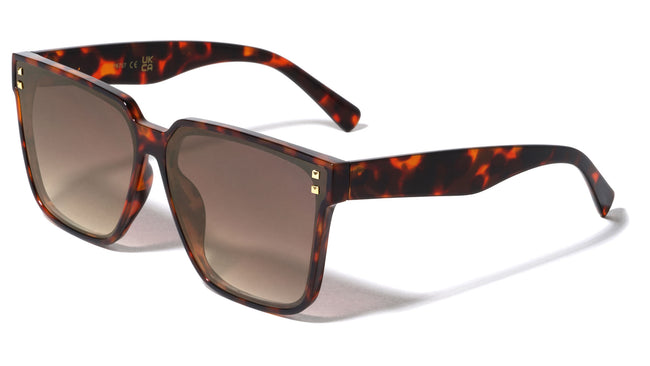 P6707-plastic-pyramid-stud-classic-square-sunglasses-04_650x.jpg