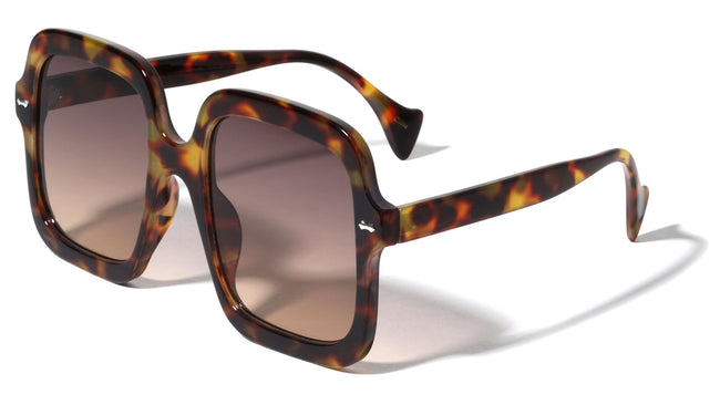 P6786-plastic-oversized-rounded-square-sunglasses-04_650x.jpg